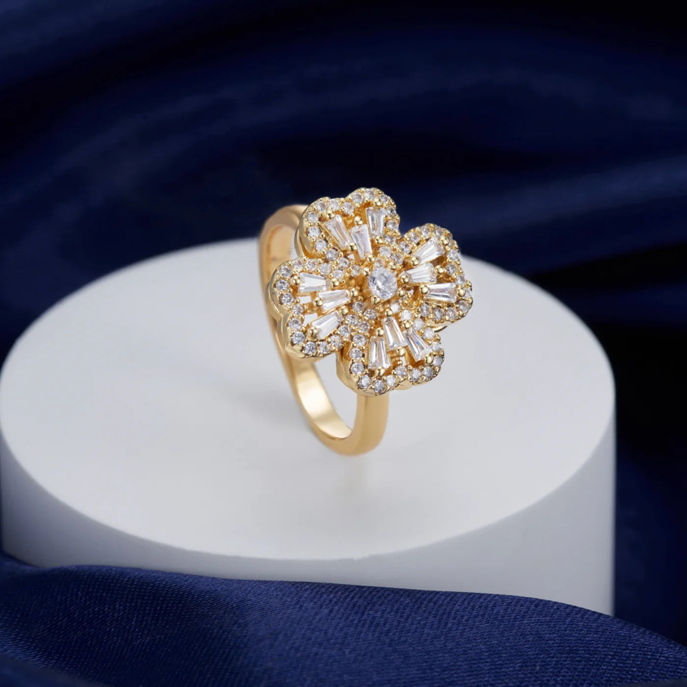 Anillo Trebol ANTIESTRES